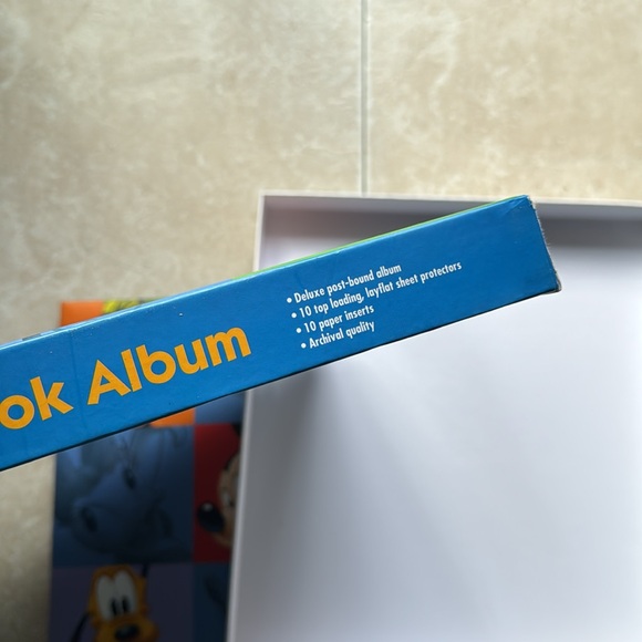 Disney scrapbook - Picture 6 of 6